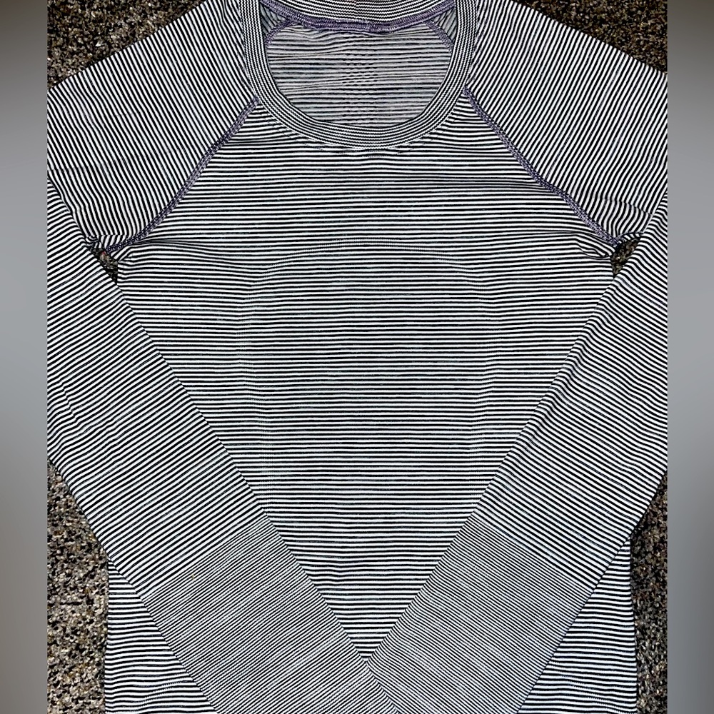 Lululemon swiftly run long sleeve